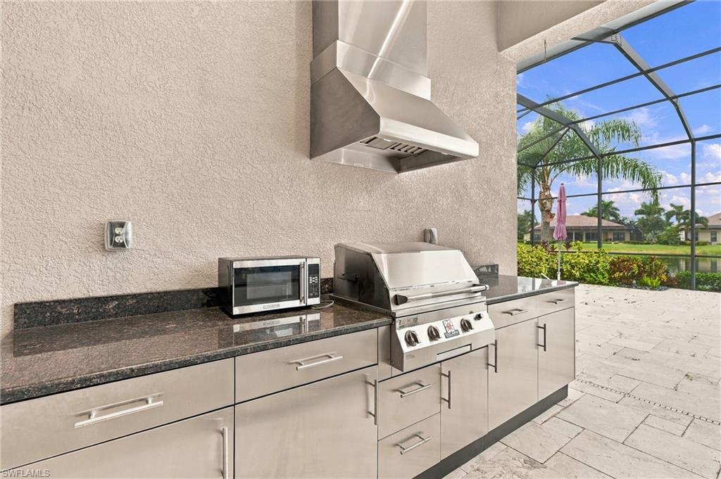 6590 Costa Cir Property Photo 33