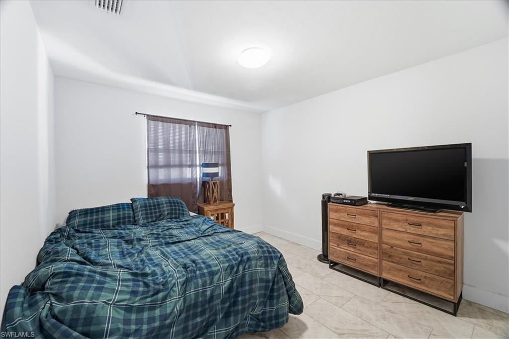 108 San Salvador St Property Photo 26