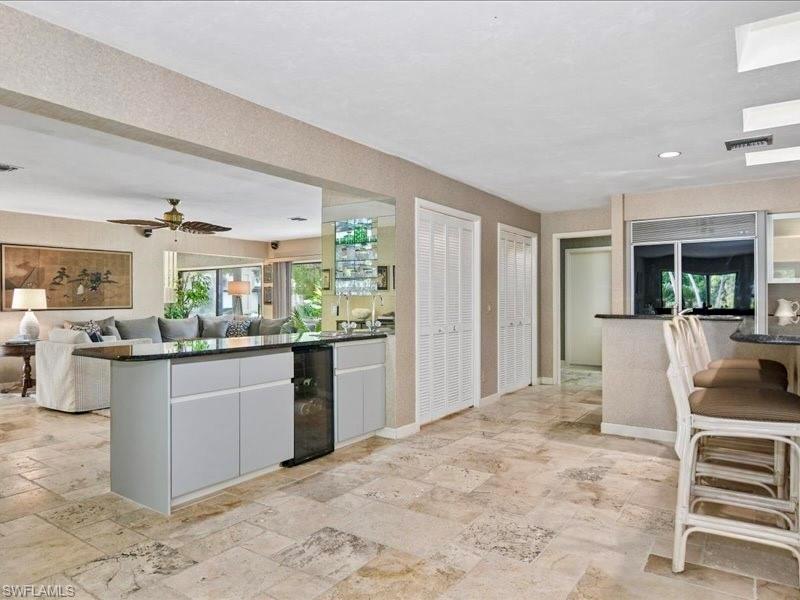 8 Stonehedge Pt Property Photo 7