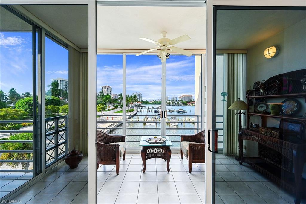 4560 Gulf Shore Blvd N 3-213 Property Photo 2