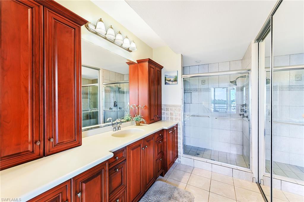 4560 Gulf Shore Blvd N 3-213 Property Photo 14