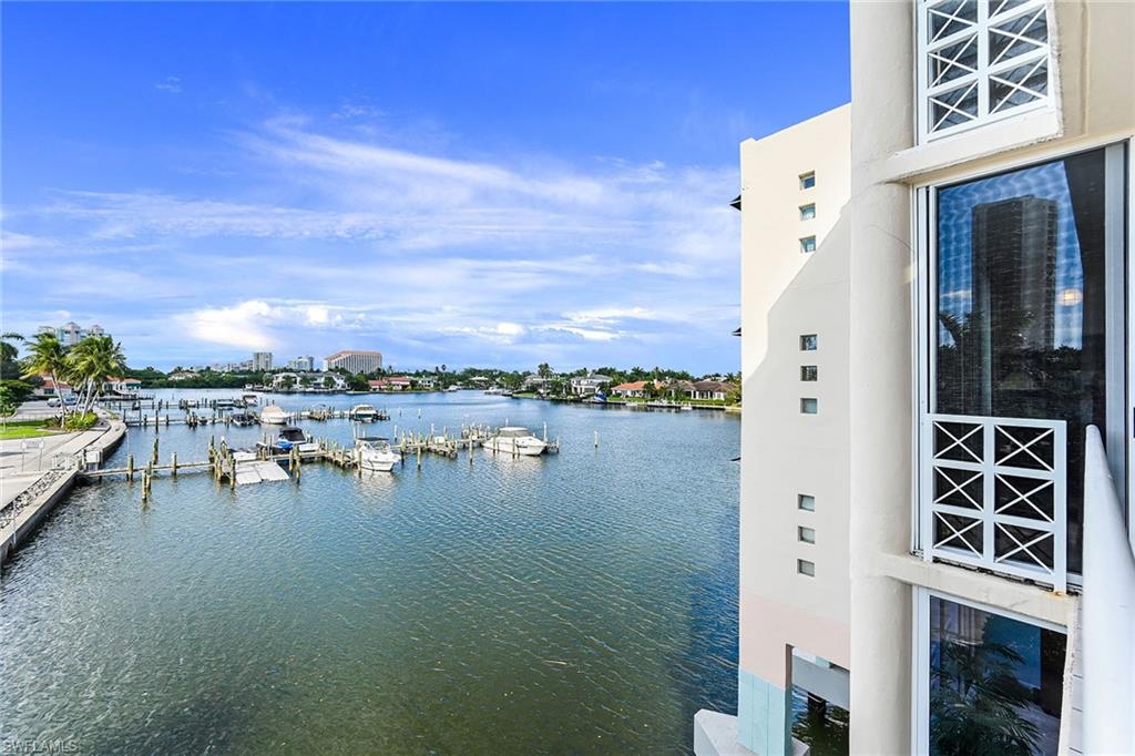 4560 Gulf Shore Blvd N 3-213 Property Photo 15