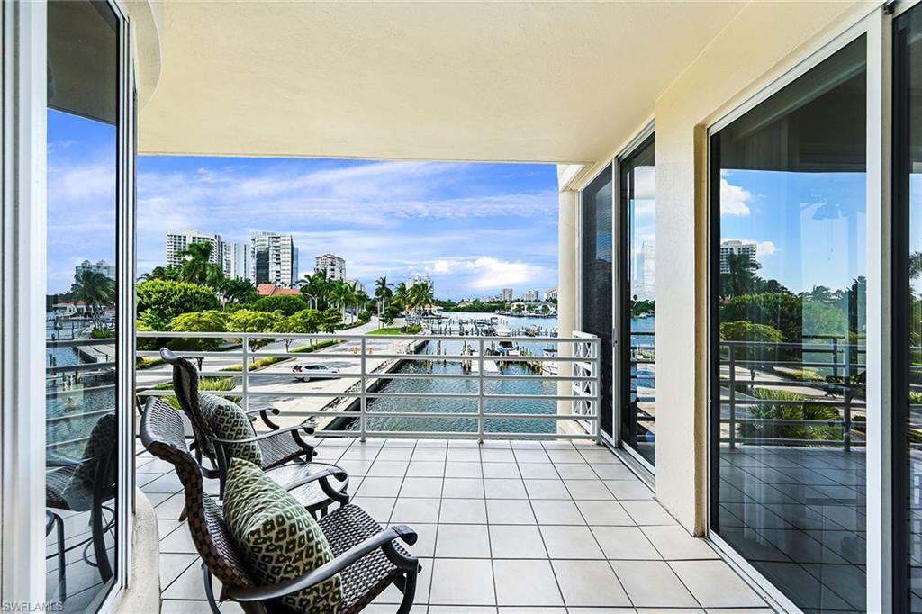 4560 Gulf Shore Blvd N 3-213 Property Photo 20