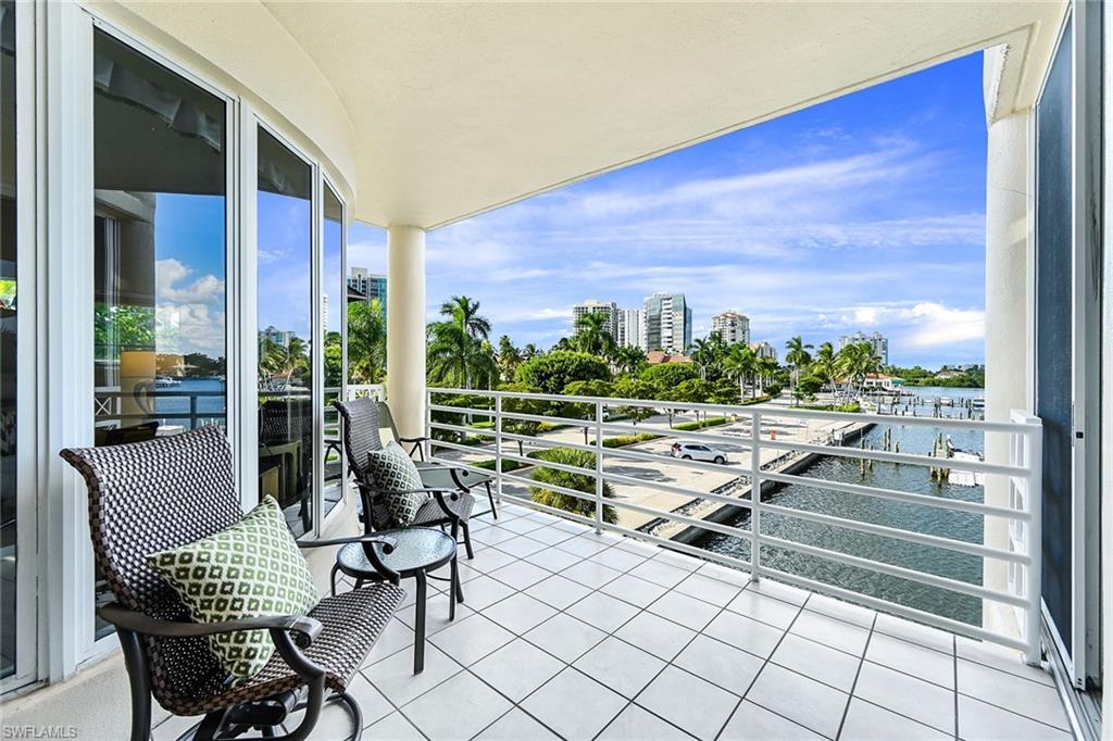 4560 Gulf Shore Blvd N 3-213 Property Photo 23