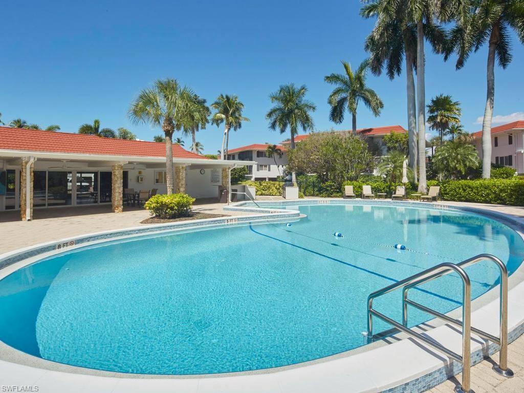 2230 Gulf Shore Blvd N T4 Property Photo 21