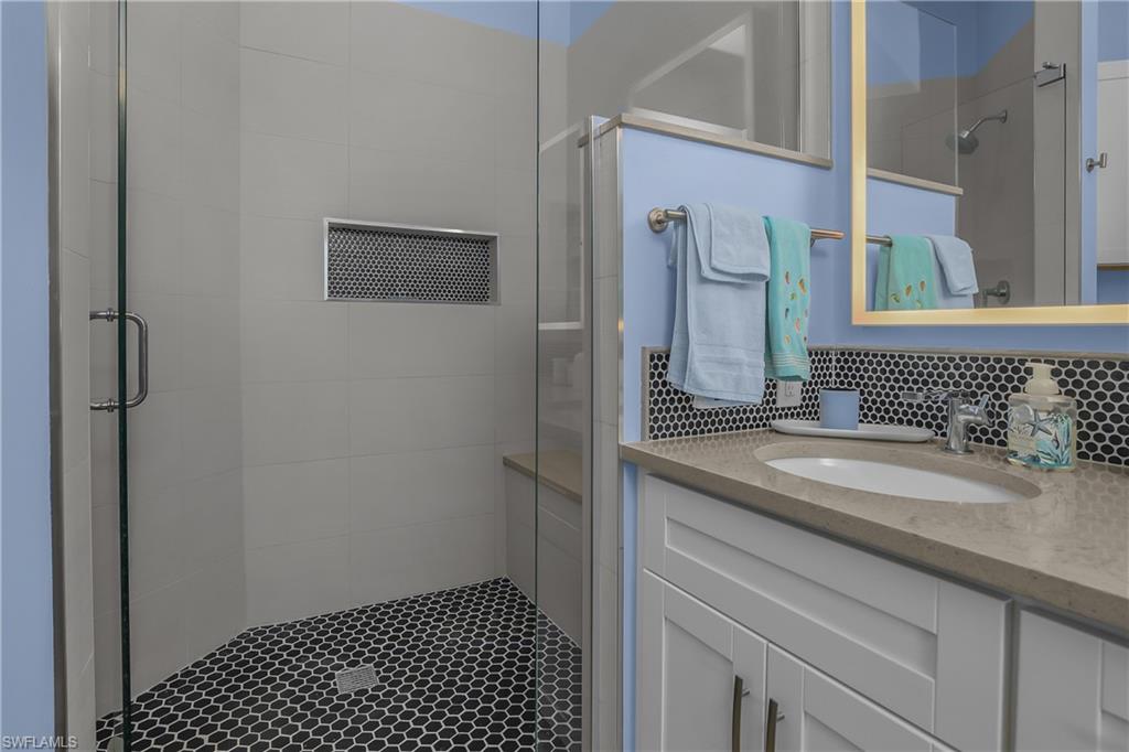 13131 Castle Harbour Dr M7 Property Photo 23