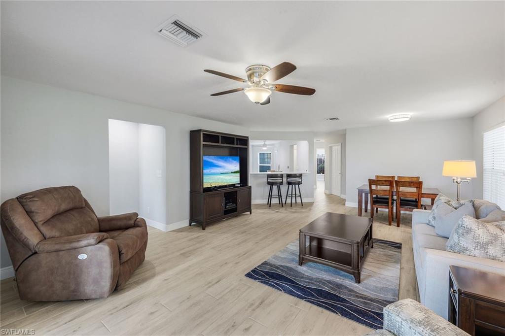 13061 Hamilton Harbour Dr R2 Property Photo 4