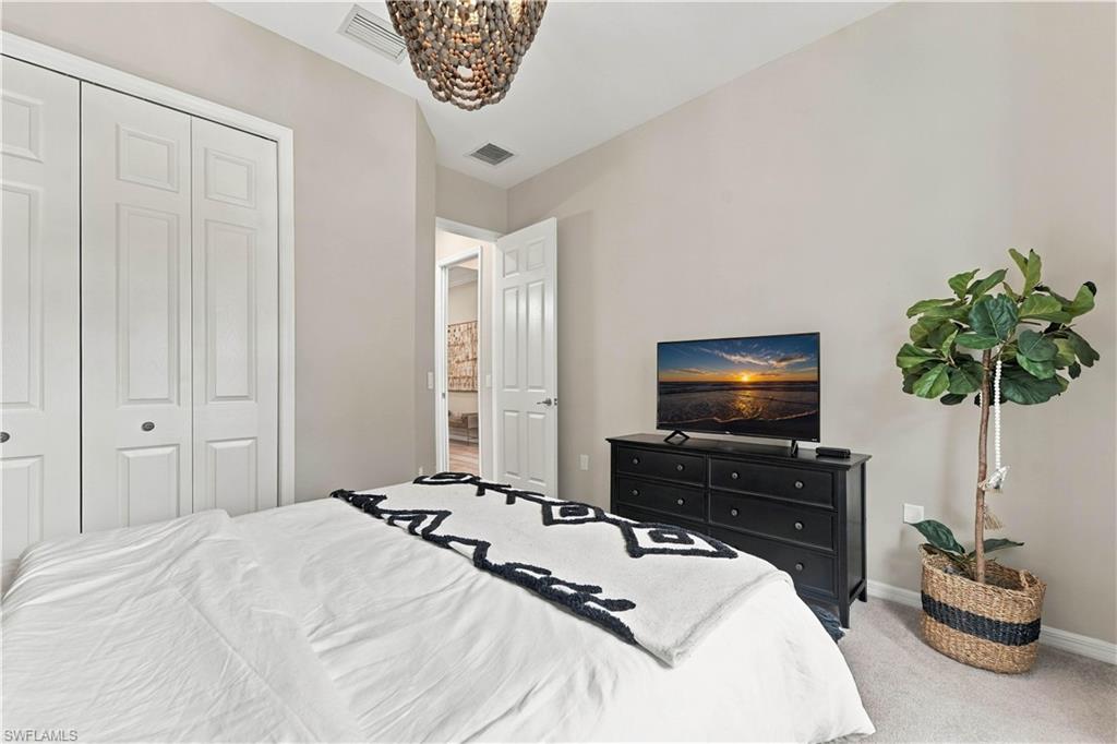 5994 Berwick Ln Property Photo 23