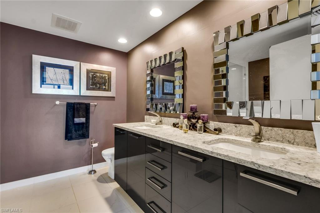 3000 Oasis Grand Blvd 2105 Property Photo 8