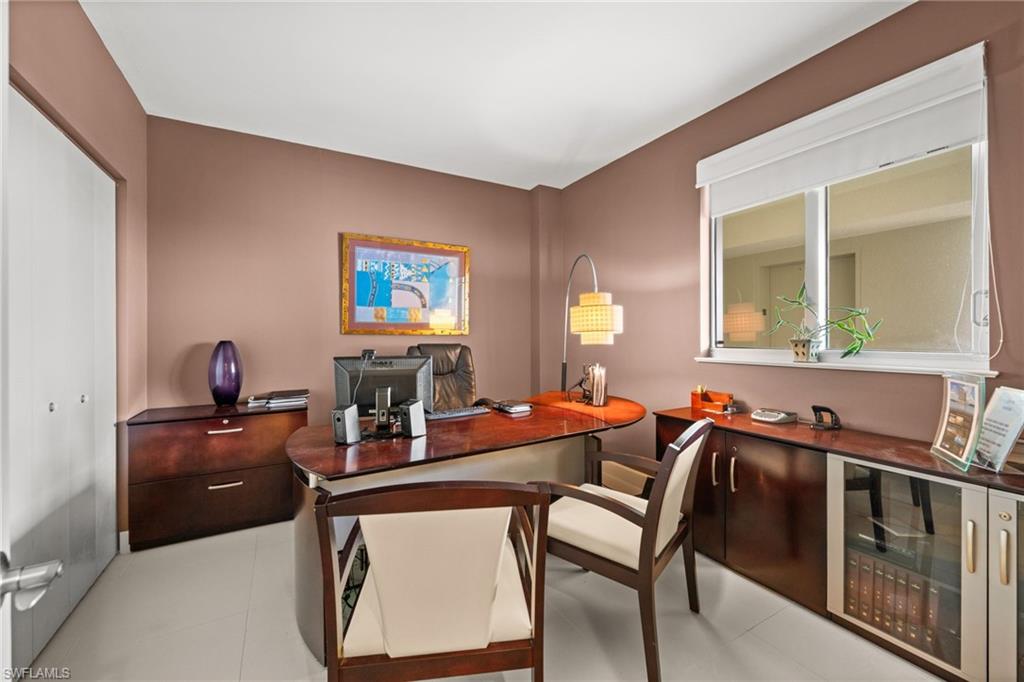 3000 Oasis Grand Blvd 2105 Property Photo 30