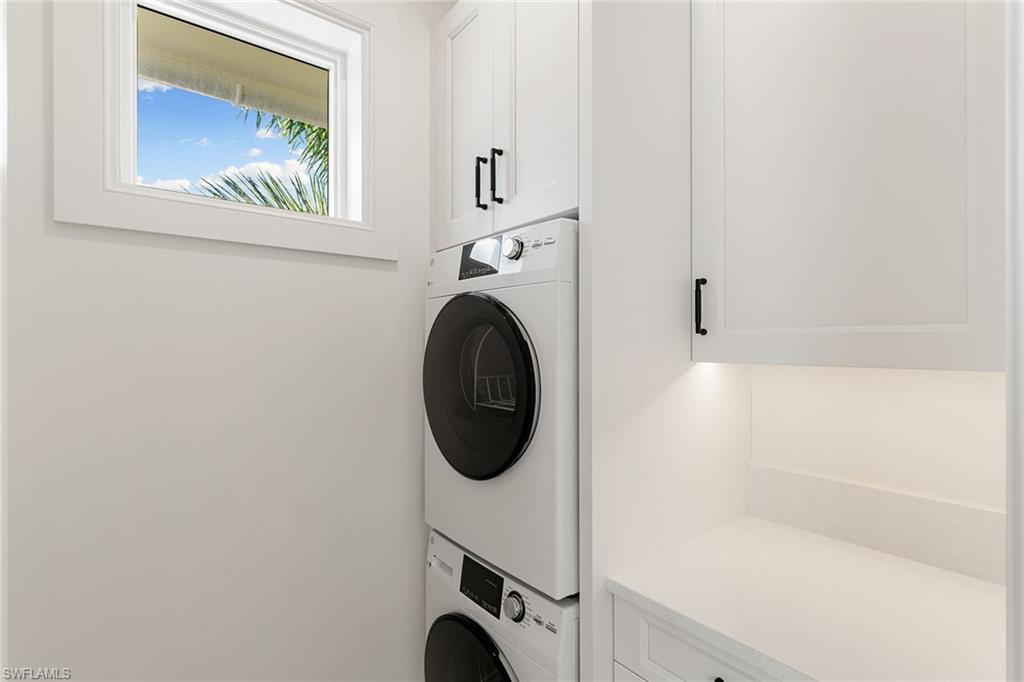 3277 Gordon Dr Property Photo 50