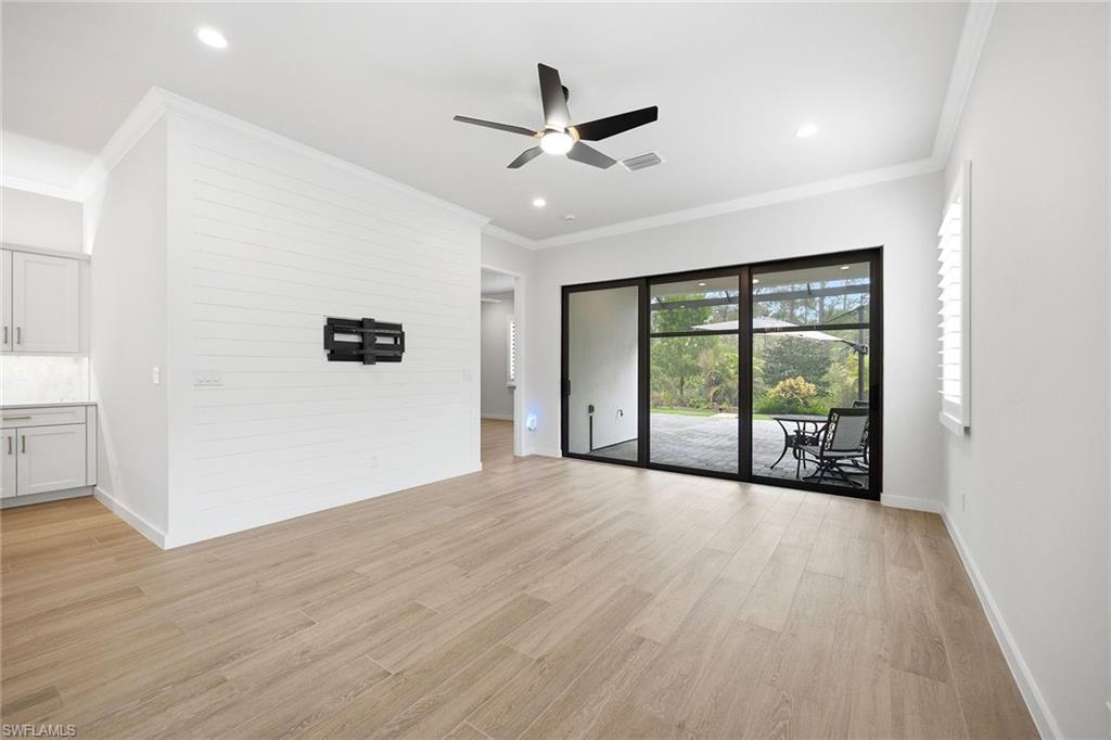 14628 Kingfisher Loop Property Photo 4