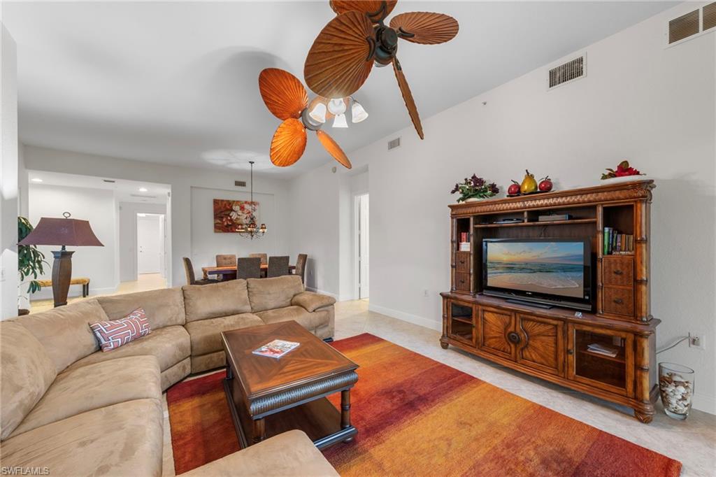 3142 Aviamar Cir 2104 Property Photo 9