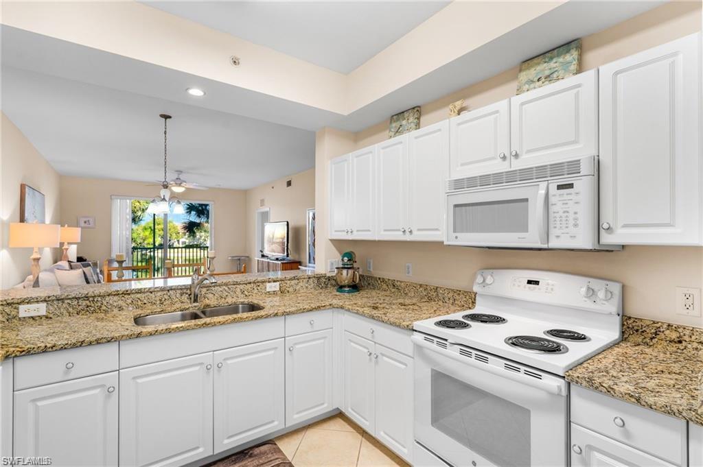 3990 Loblolly Bay Dr 7-205 Property Photo 10