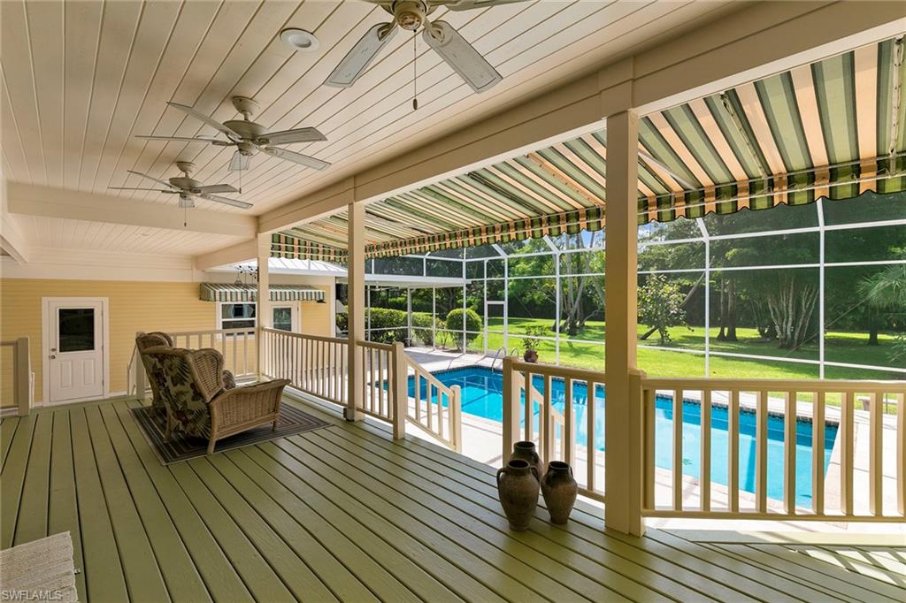 6460 Hidden Oaks Ln Property Photo 14