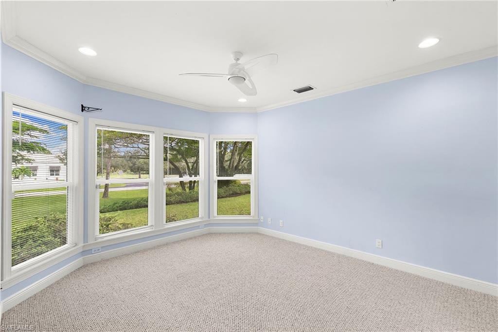 6460 Hidden Oaks Ln Property Photo 32