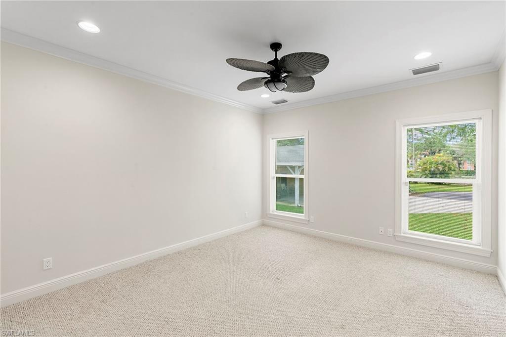 6460 Hidden Oaks Ln Property Photo 36