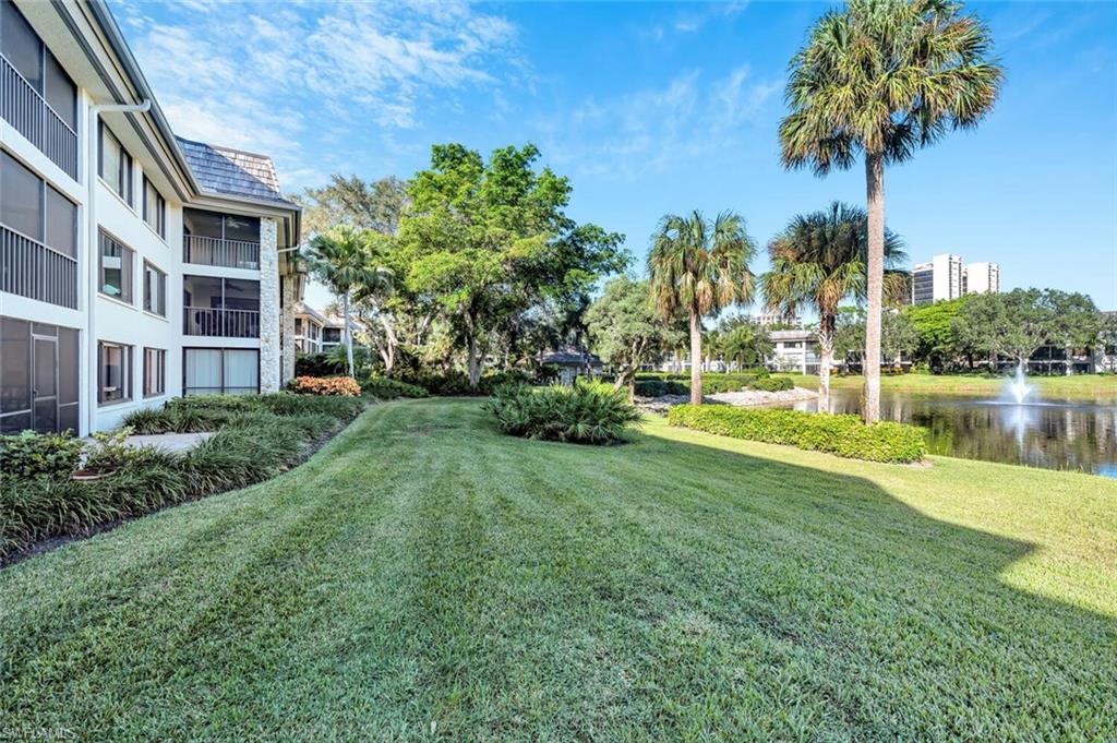 5950 Pelican Bay Blvd 113 Property Photo 2