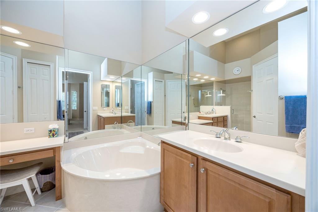 8637 Champions Pt 903 Property Photo 16