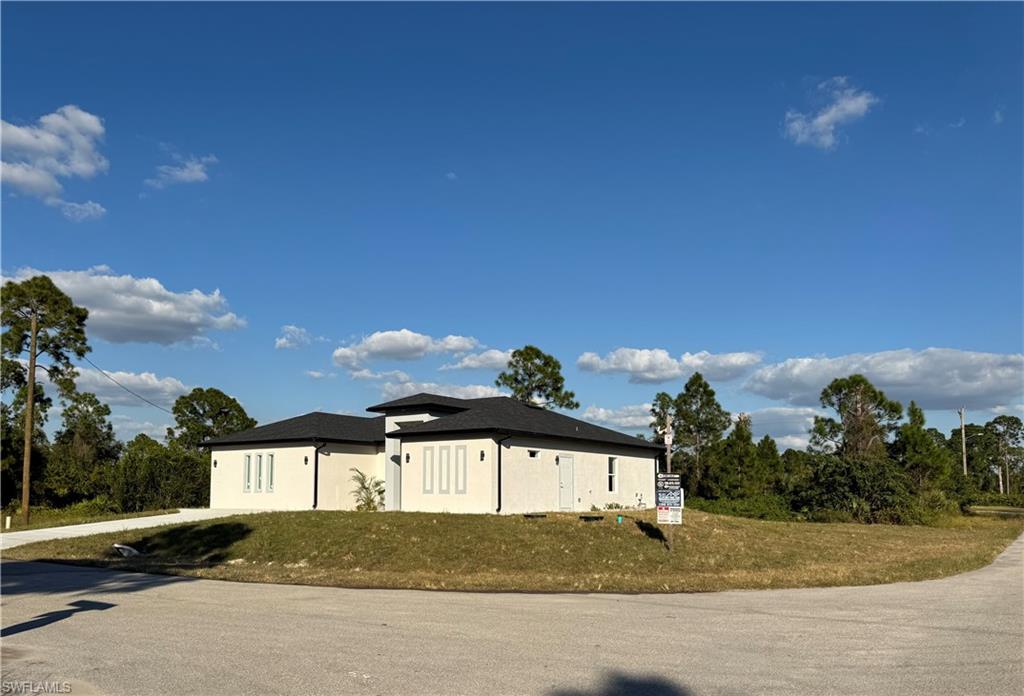 713 Da Vinci Ave S Property Photo 3