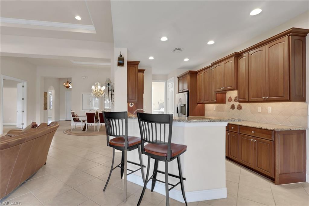 14054 Lavante Ct Property Photo 5