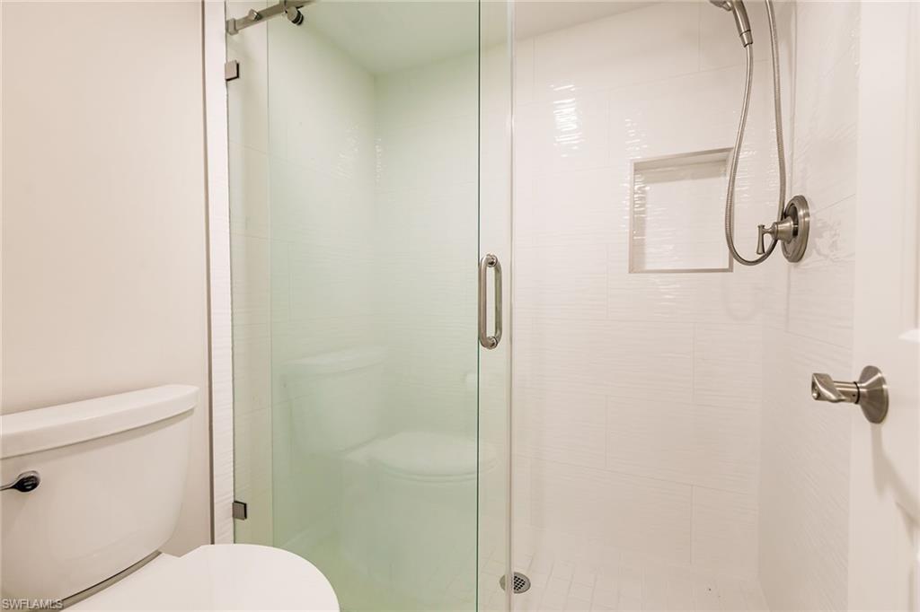 3032 Sandpiper Bay Cir G102 Property Photo 15