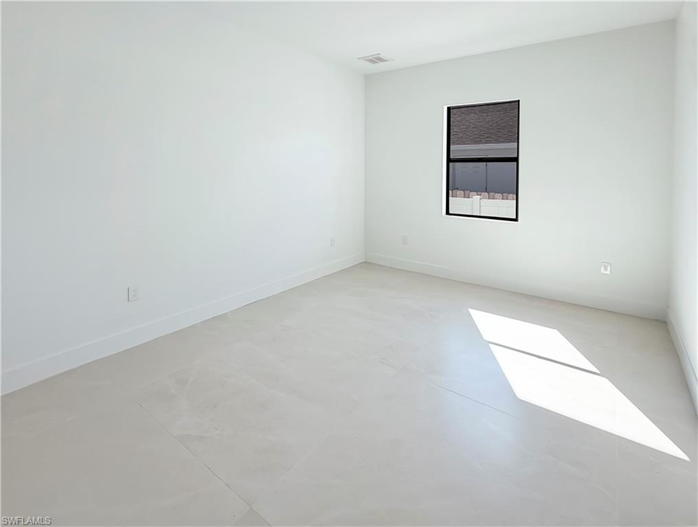 2667 32nd St Property Photo 22