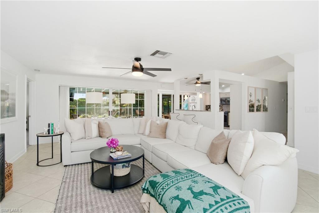 560 Cypress Way E Property Photo 1