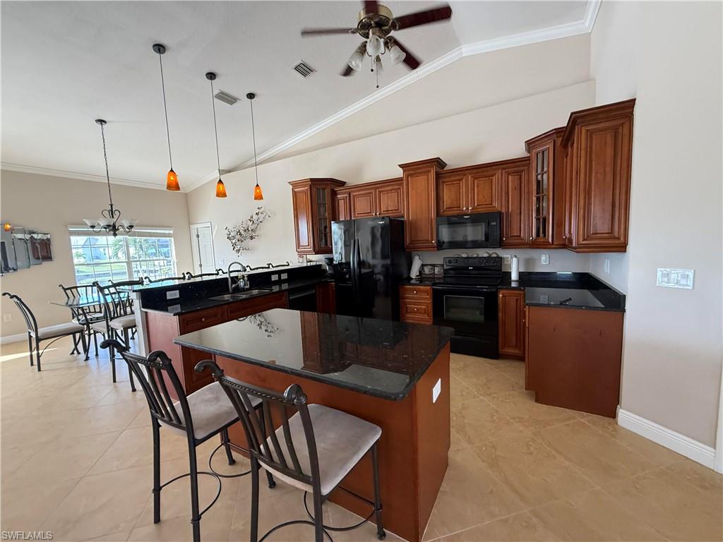 3220 14th Ter Property Photo 13
