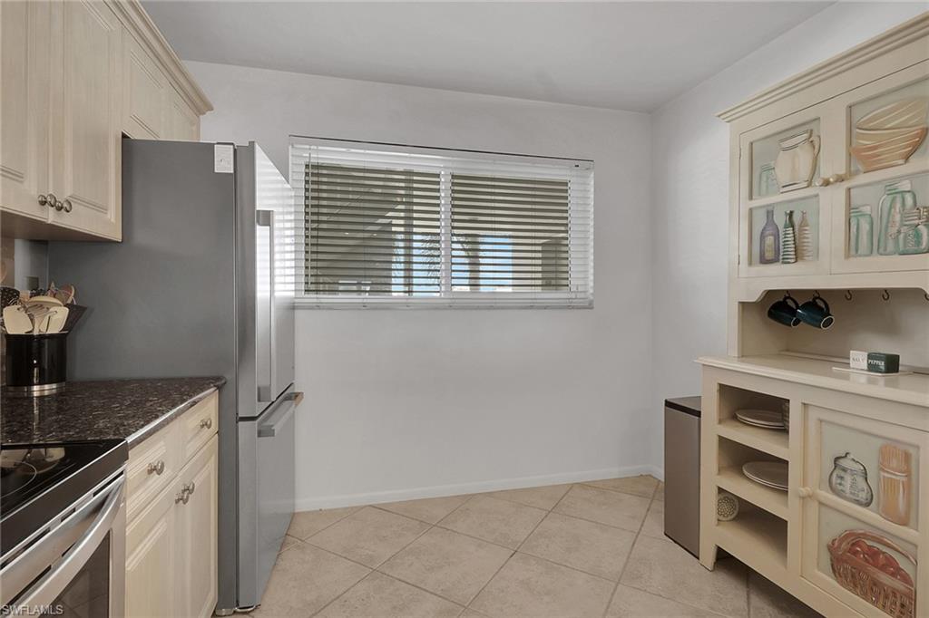 305 Goodlette-frank Rd S C304 Property Photo 13