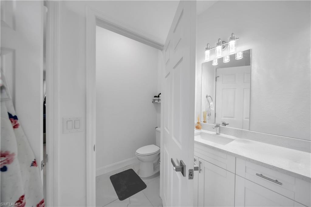 6131 Laurelwood Dr Property Photo 20