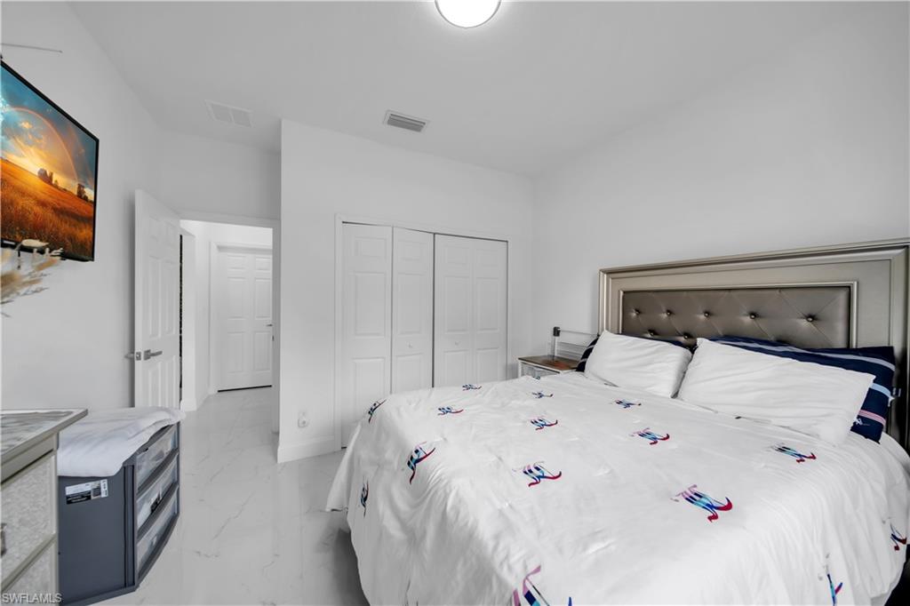 6131 Laurelwood Dr Property Photo 23
