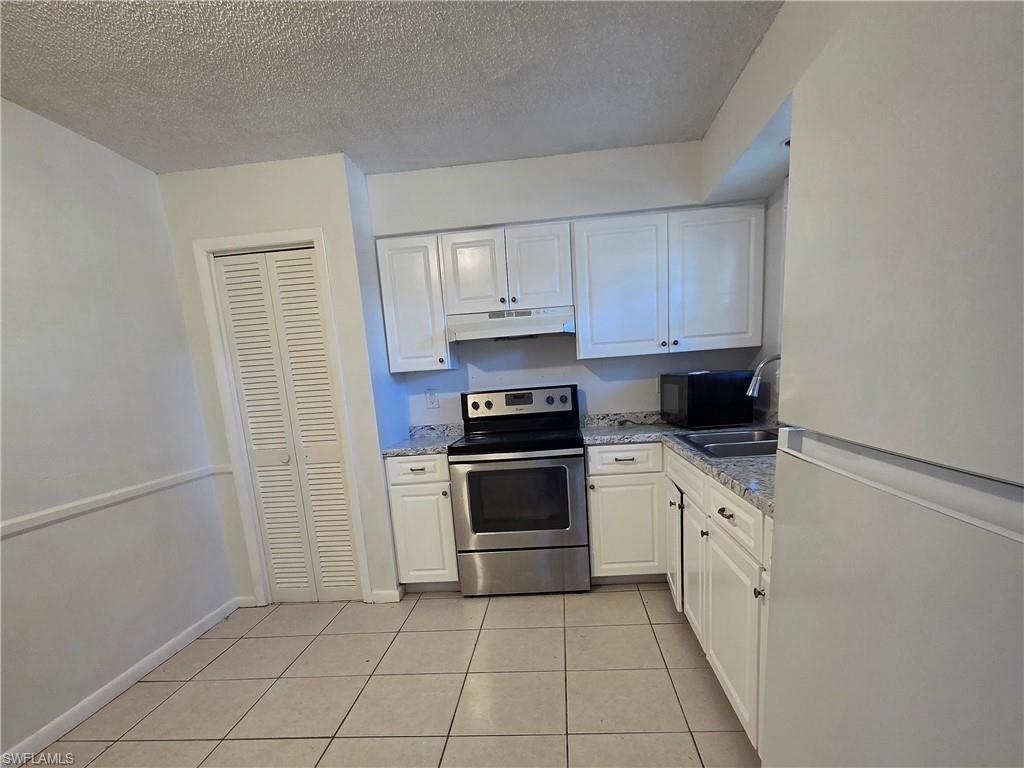 3325 Airport Rd N G7 Property Photo 2