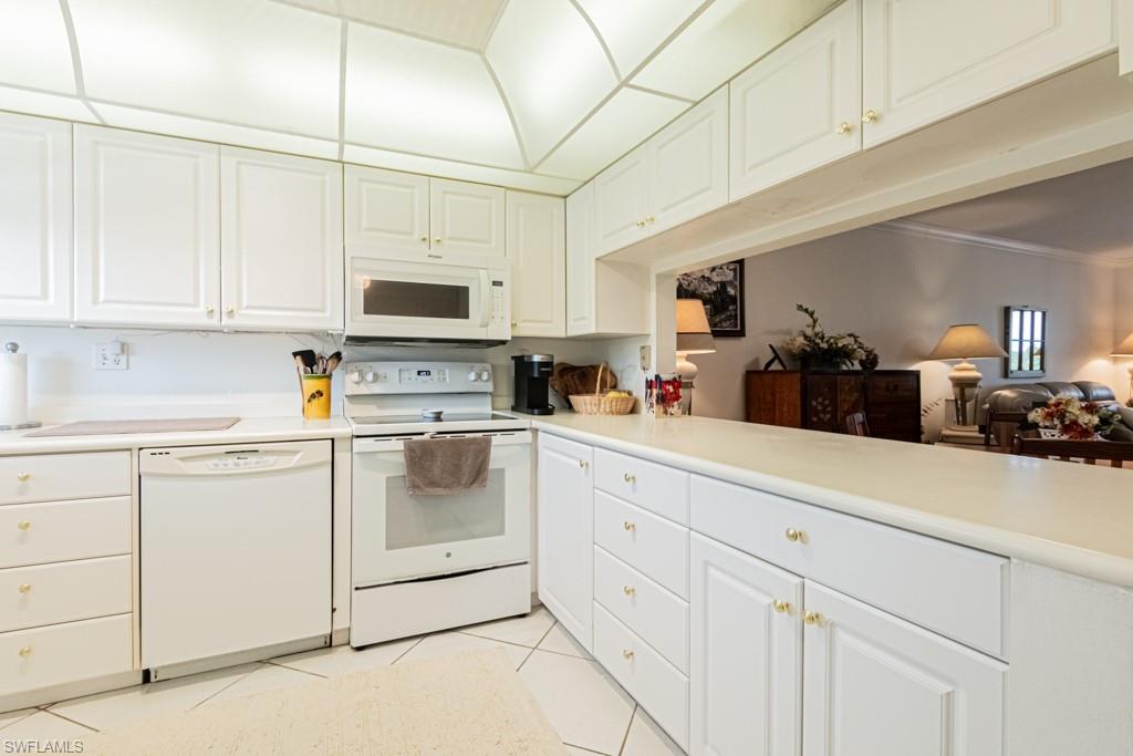 49 High Point Cir S 303 Property Photo 4