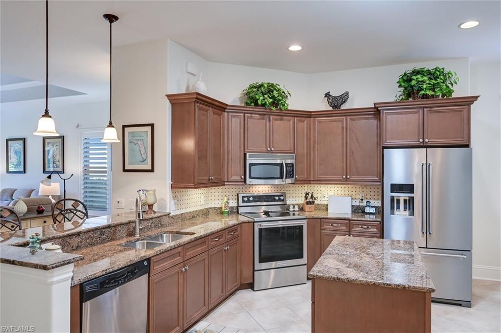 7587 Moorgate Point Way Property Photo 24