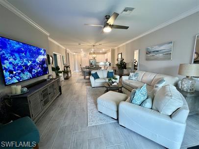 9184 Glenforest Dr Property Photo 7
