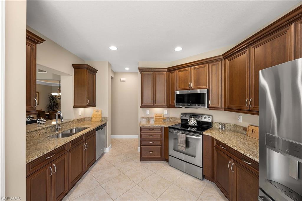8074 Players Cove Dr 101 Property Photo 7