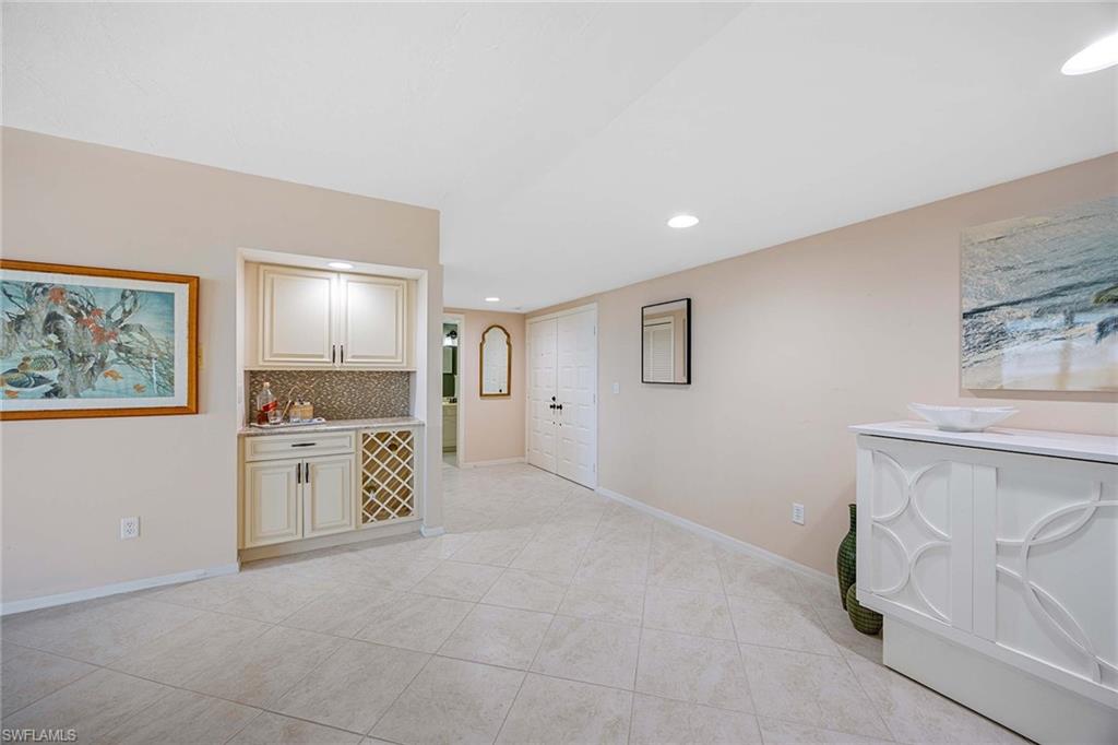 220 Collier Blvd 1003 Property Photo 9