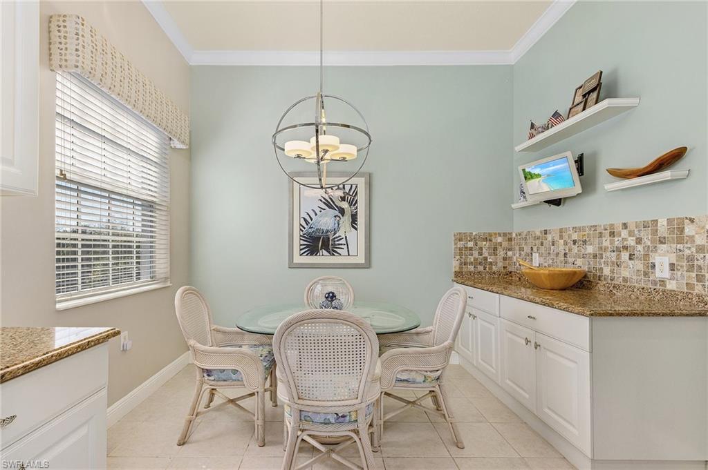 9283 Museo Cir 204 Property Photo 6