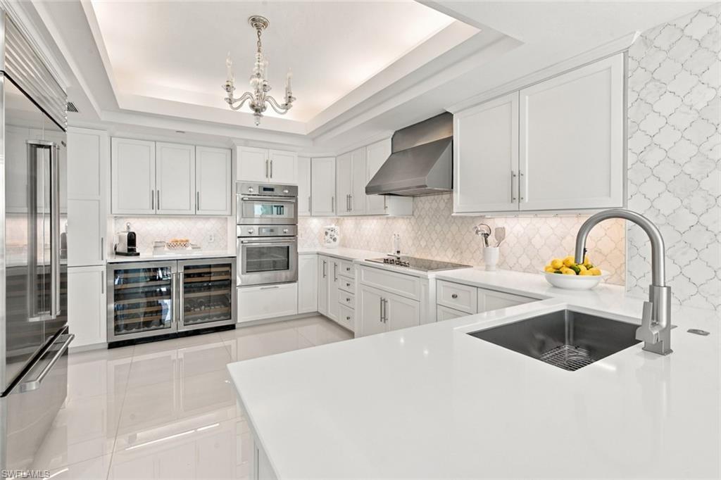 3991 Gulf Shore Blvd N Ph102 Property Photo 4