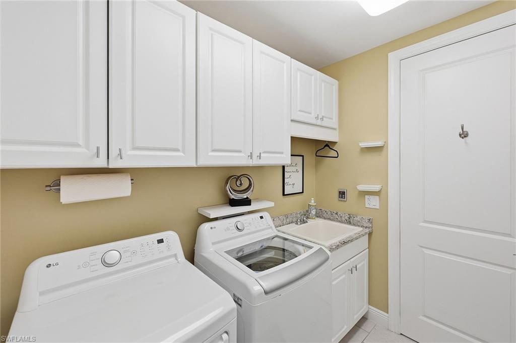 8936 Saint Lucia Dr 101 Property Photo 25