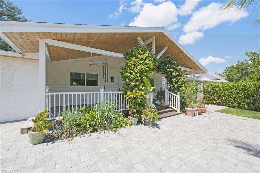 3512 Okeechobee St Property Photo 6