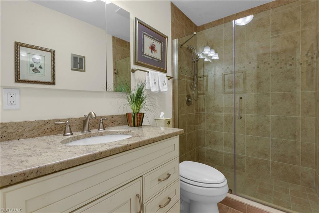 215 3rd Ave S 215 Property Photo 20