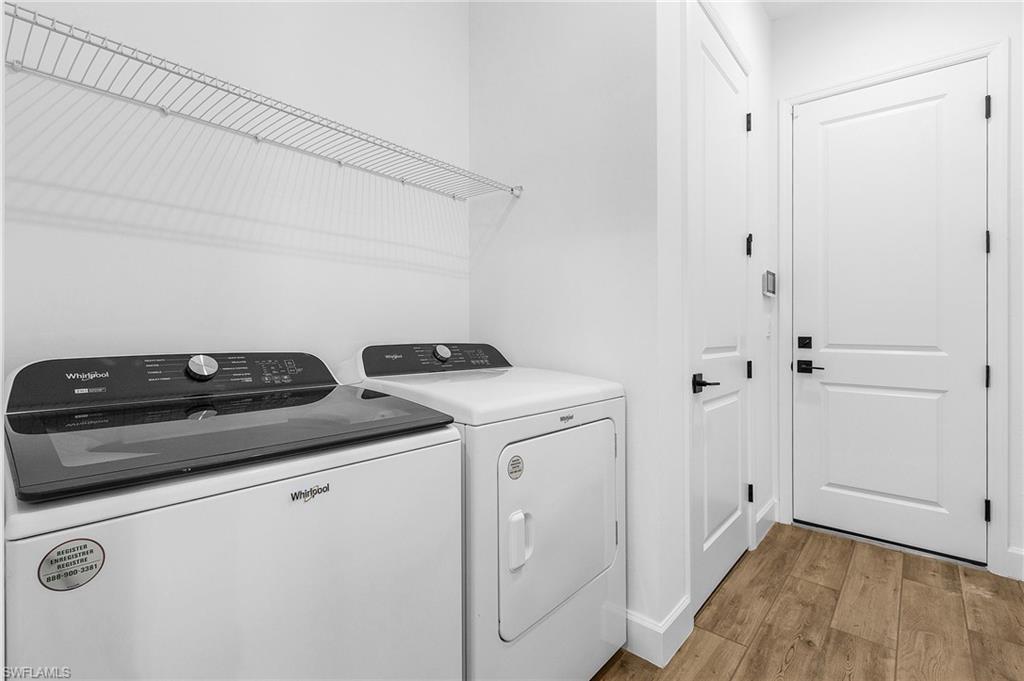 7034 Saona Ct Property Photo 23