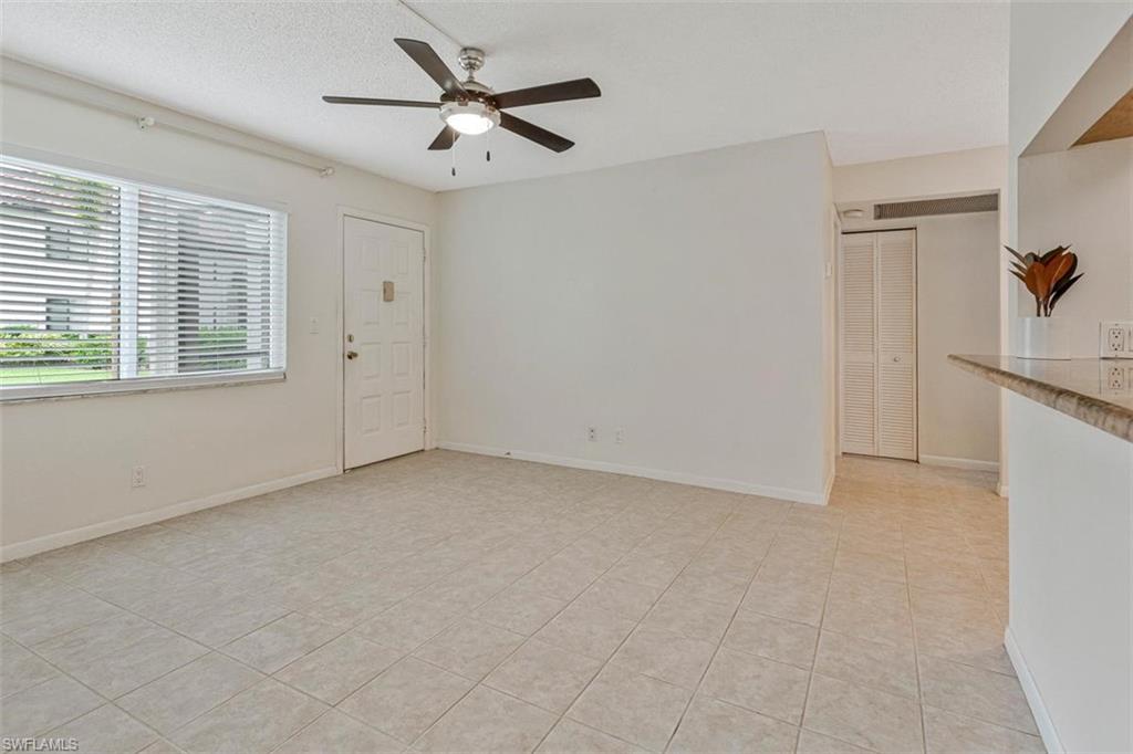 4287 27th Ct Sw 102 Property Photo 12