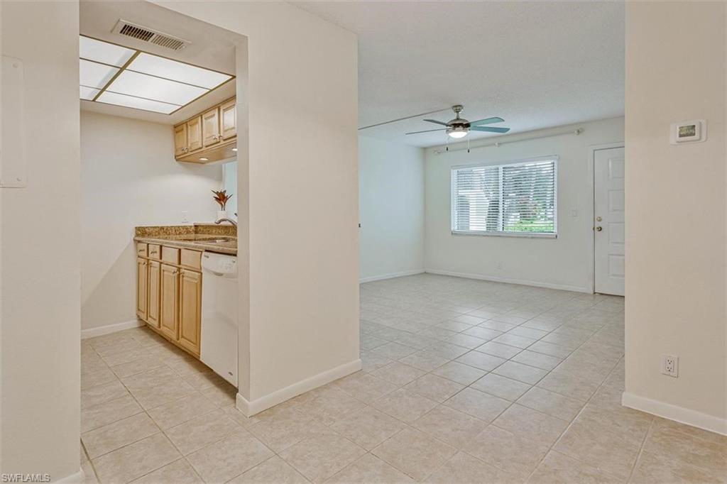 4287 27th Ct Sw 102 Property Photo 15
