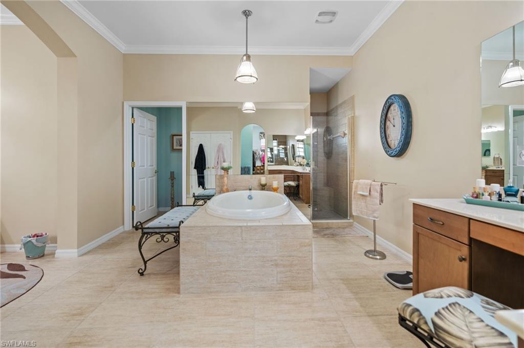 21572 Baccarat Ln 204 Property Photo 18