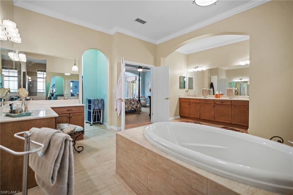 21572 Baccarat Ln 204 Property Photo 19