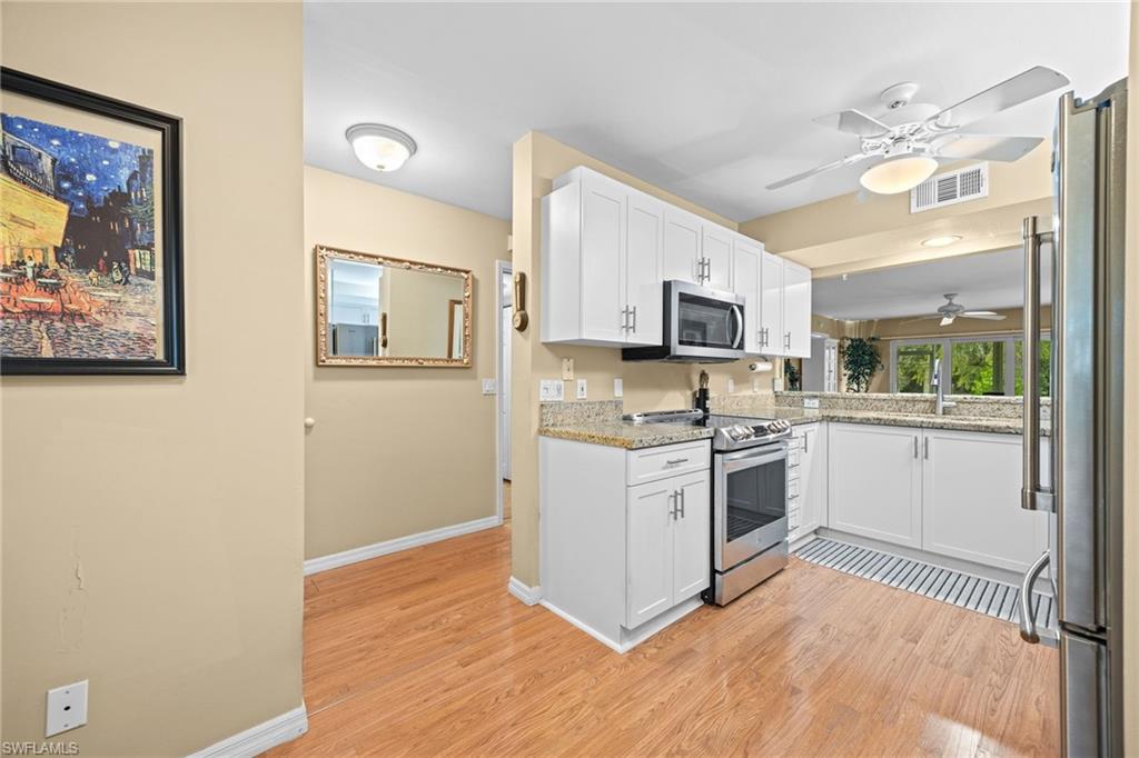 257 Robin Hood Cir 101 Property Photo 4