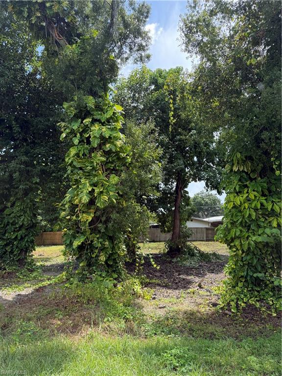559 Sacramento St Property Photo 2